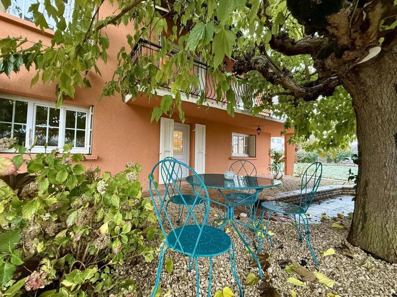 Maison - 265 m² - 12 pièces