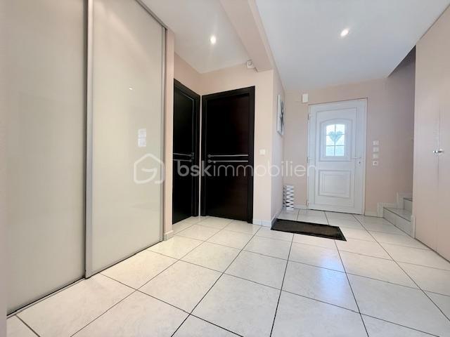 Maison d'architecte - 137 m² - 6 pièces