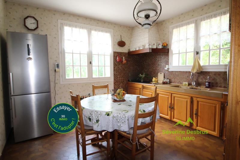 Maison - 164 m² - 9 pièces