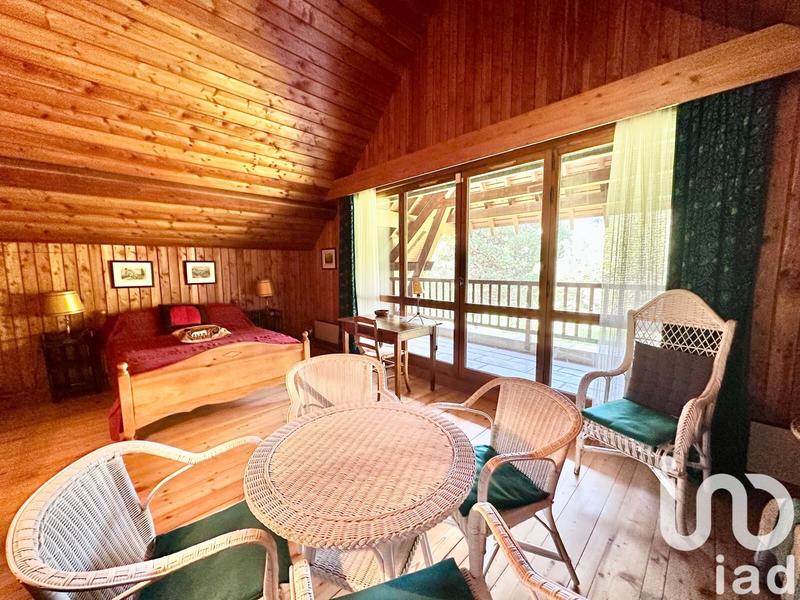 Maison - 372 m² - 14 pièces