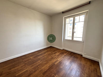 Appartement - 84 m² - 4 pièces