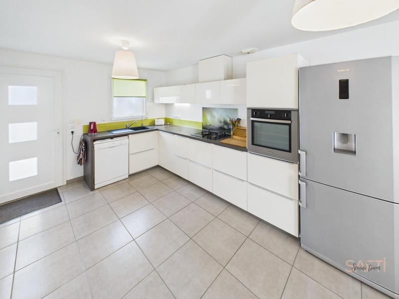 Maison - 85 m² - 4 pièces