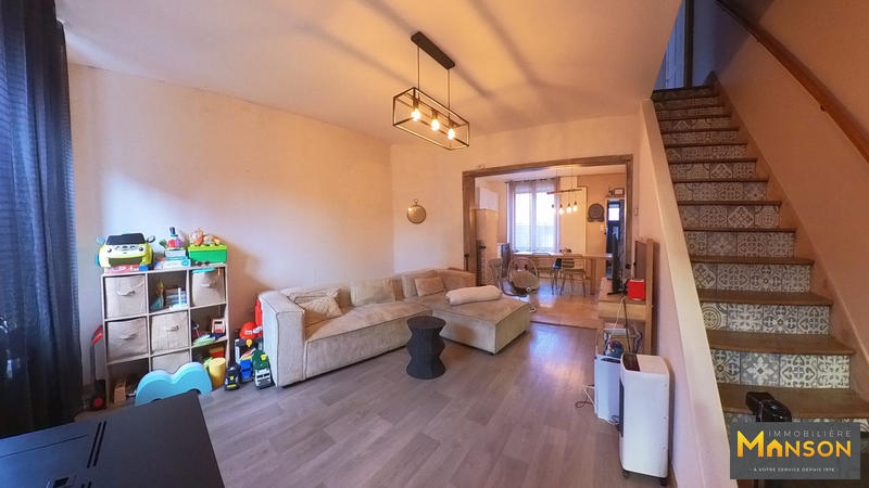 Maison - 95 m² - 5 pièces