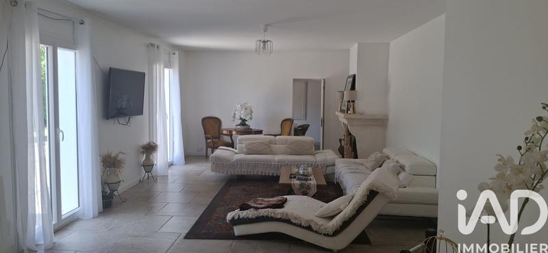 Maison - 186 m² - 8 pièces