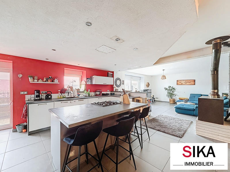 Maison - 194 m² - 5 pièces