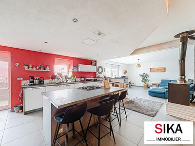 Maison - 194 m² - 5 pièces