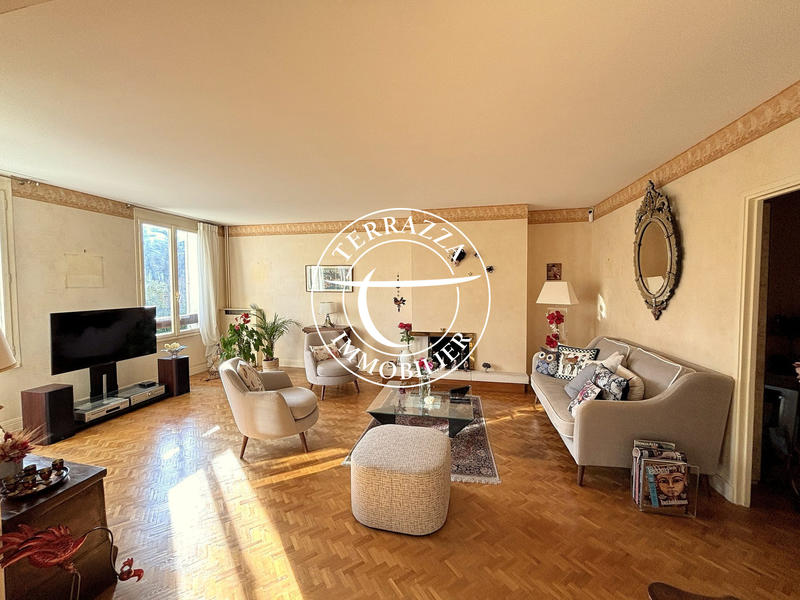 Appartement - 137 m² - 5 pièces