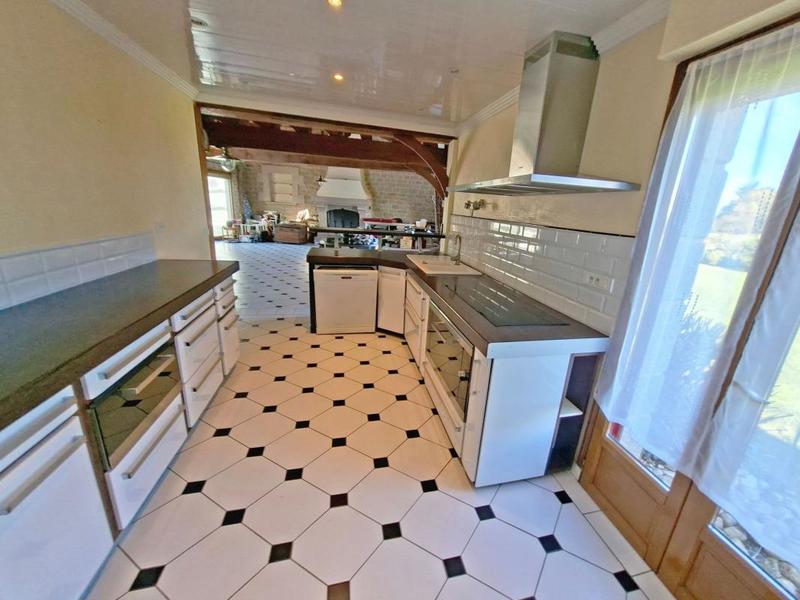 Maison - 154 m² - 3 pièces