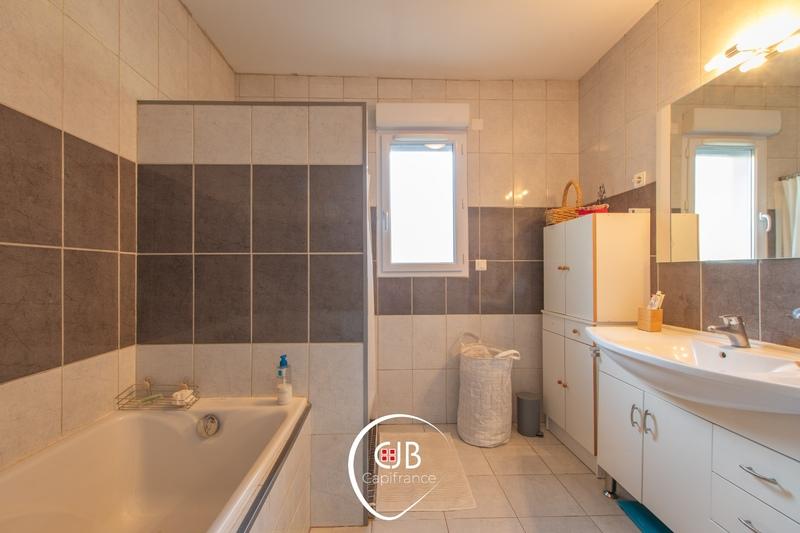 Maison - 137 m² - 4 pièces