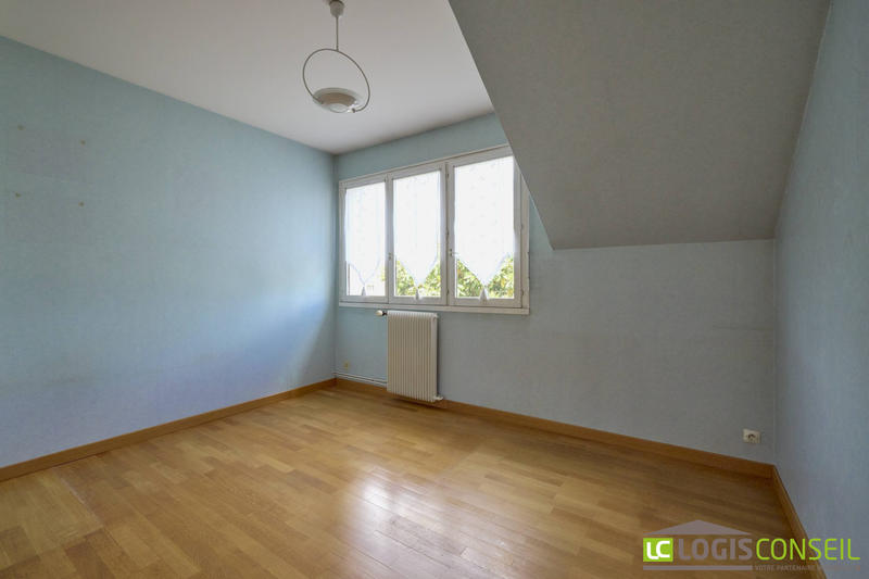 Maison traditionnelle - 125 m² - 5 pièces