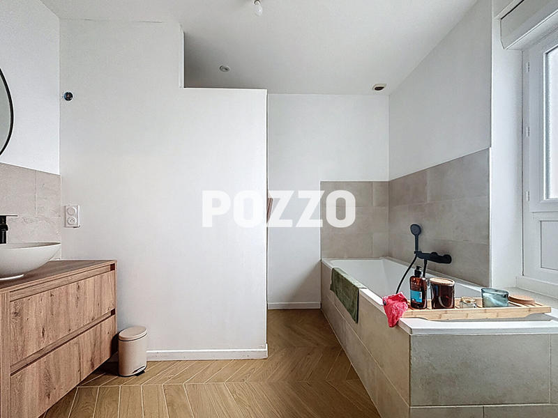 Maison - 117 m² - 7 pièces