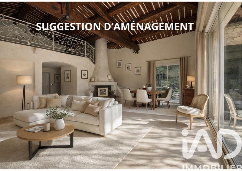 Maison - 290 m² - 9 pièces