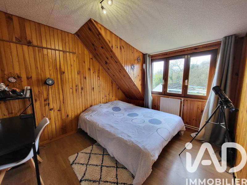 Maison - 95 m² - 5 pièces