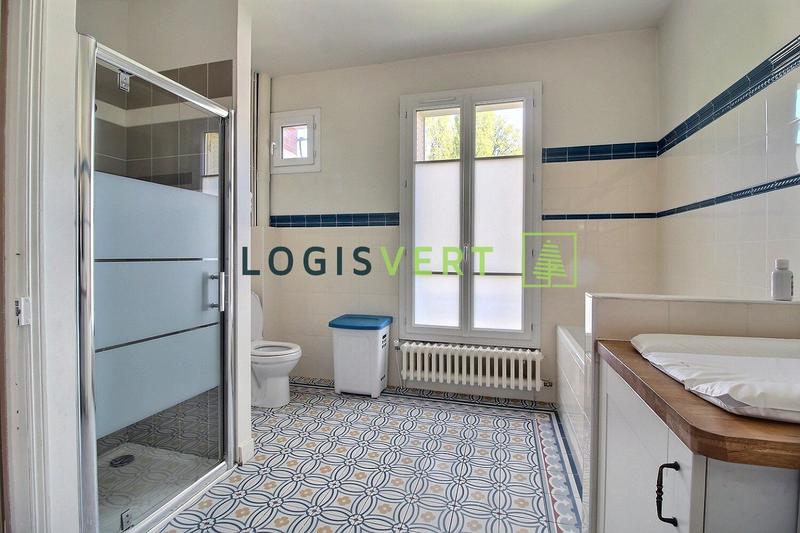 Maison - 130 m² - 8 pièces