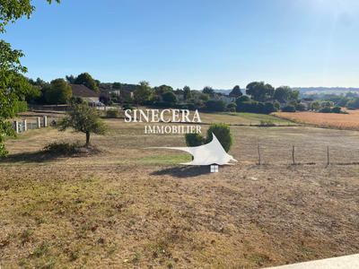 Propriété - 98 m² - 5 pièces