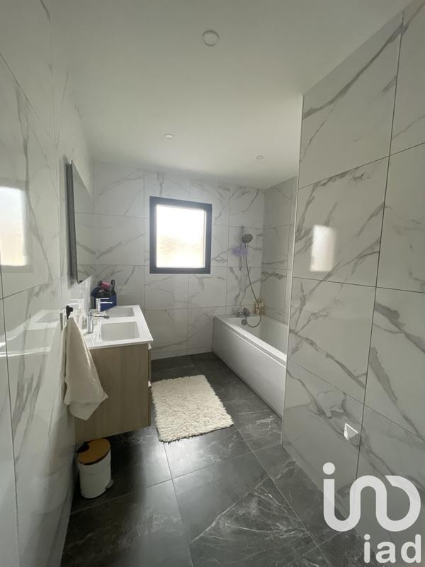 Maison - 120 m² - 4 pièces