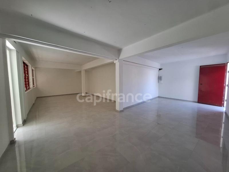 Local commercial - 60 m² - 1 pièce