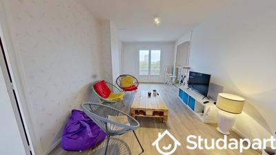 Chambre - 77 m² - 1 pièce