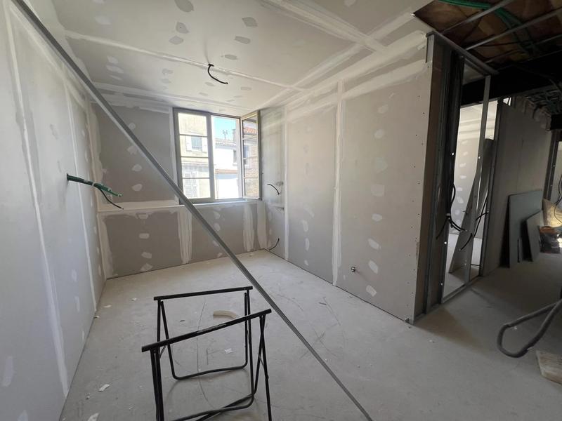 Appartement - 94 m² - 4 pièces