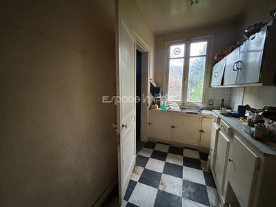 Maison - 177 m² - 7 pièces