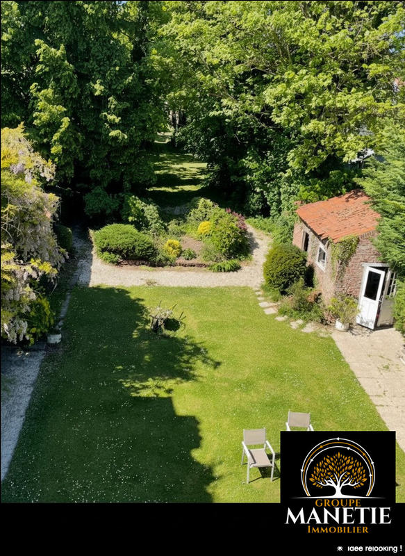 Maison - 248 m² - 11 pièces