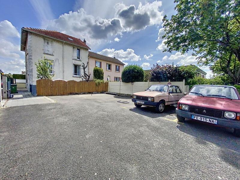 Immeuble - 157 m² - 6 pièces