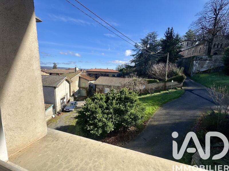 Maison de village - 98 m² - 7 pièces