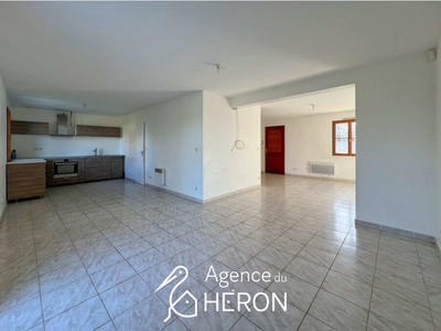 Propriété - 97 m² - 5 pièces