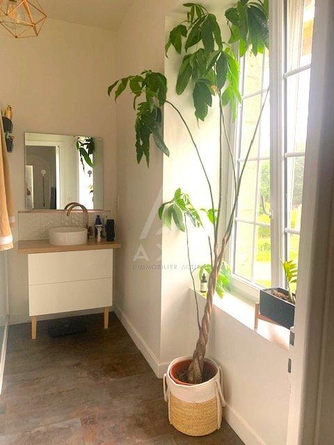 Maison de domaine - 250 m² - 8 pièces