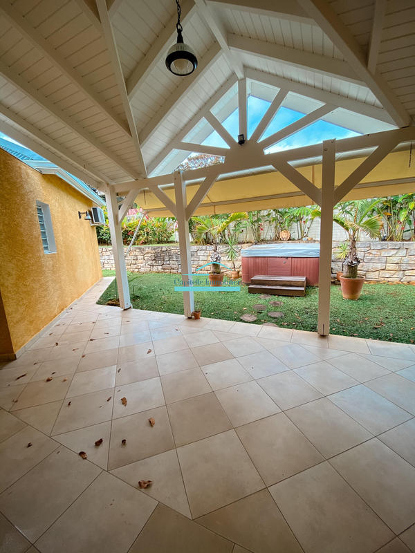Villa - 168 m² - 5 pièces