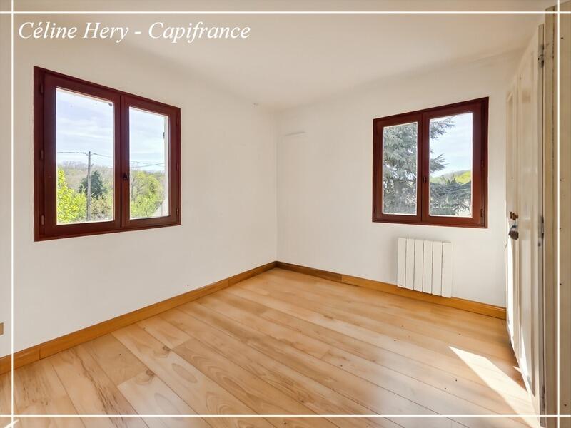 Villa - 220 m² - 8 pièces