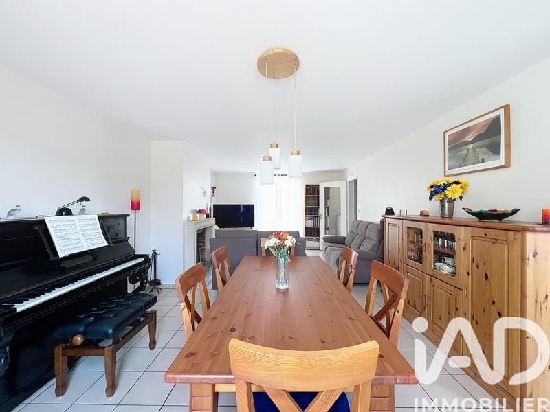 Maison - 121 m² - 6 pièces