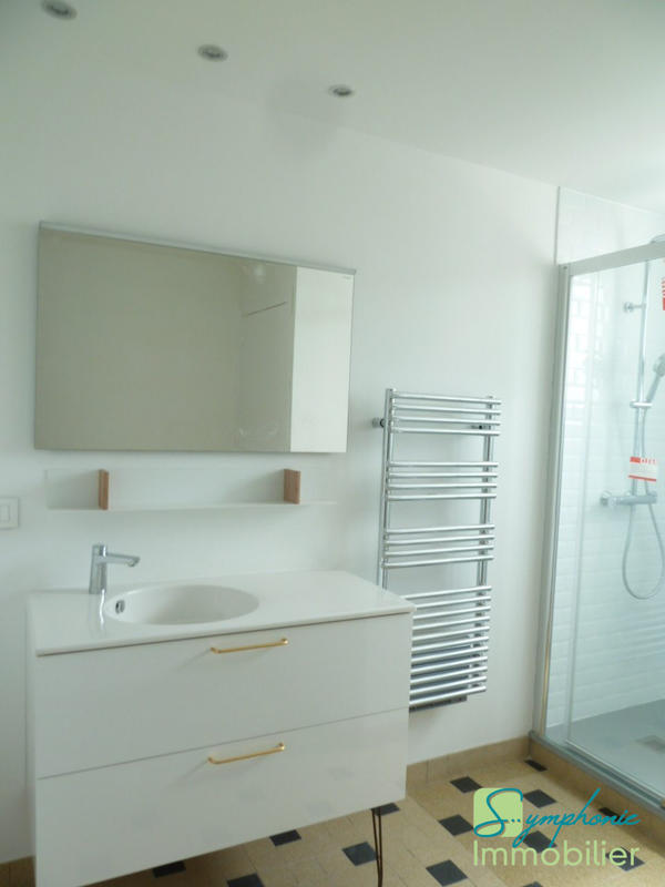 Appartement - 61 m² - 2 pièces