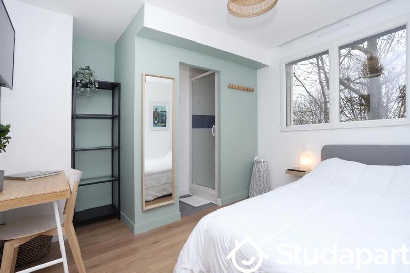 Chambre - 11 m² - 1 pièce