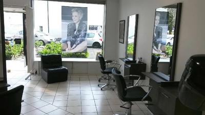 Beauté / Bien-être - 51 m² - 3 pièces