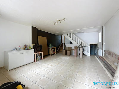 Maison - 85 m² - 5 pièces