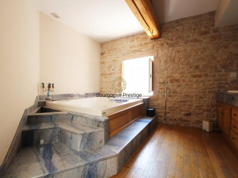 Demeure - 344 m² - 15 pièces