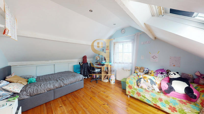 Maison - 120 m² - 6 pièces