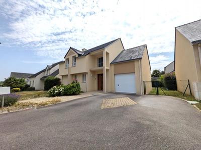 Maison - 165 m² - 6 pièces