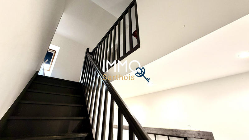 Maison - 186 m² - 10 pièces