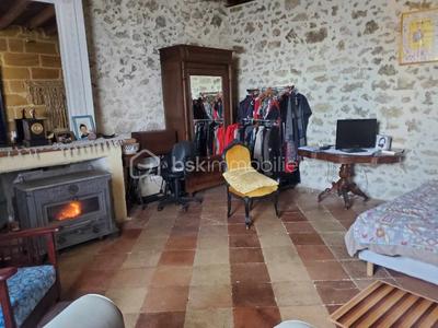Maison en pierre - 260 m² - 6 pièces