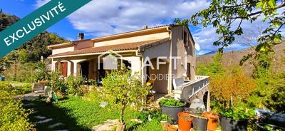 Maison - 136 m² - 8 pièces