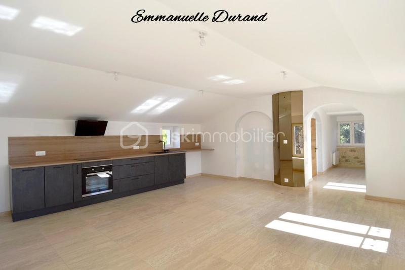 Appartement - 92 m² - 4 pièces