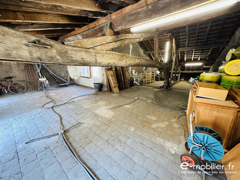 Maison - 150 m² - 7 pièces