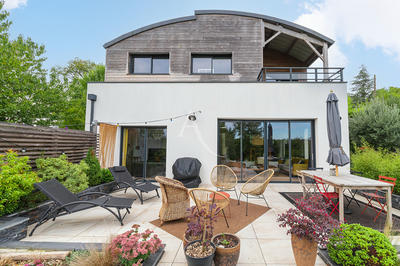 Maison - 146 m² - 5 pièces