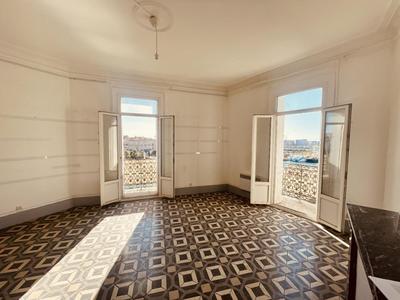 Appartement - 111 m² - 3 pièces