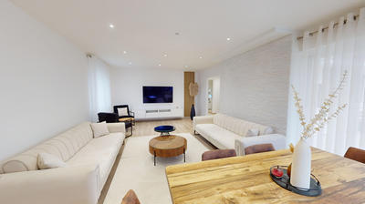 Maison - 137 m² - 6 pièces