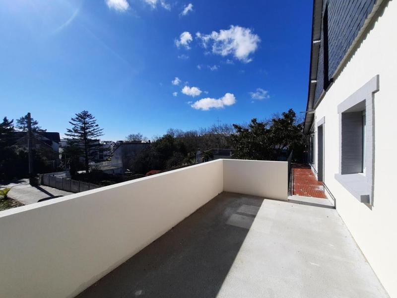 Appartement - 90 m² - 4 pièces