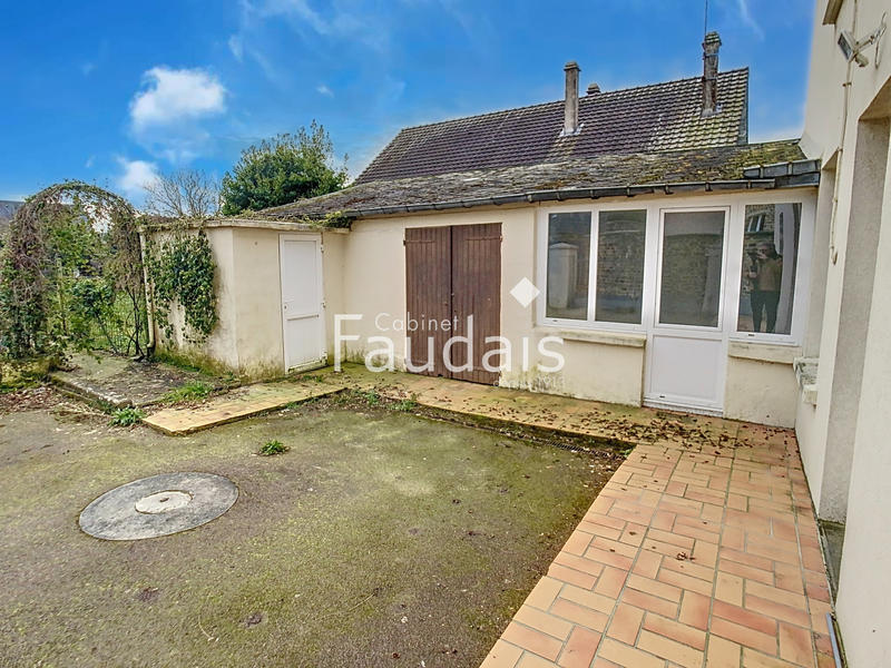 Maison - 98 m² - 4 pièces