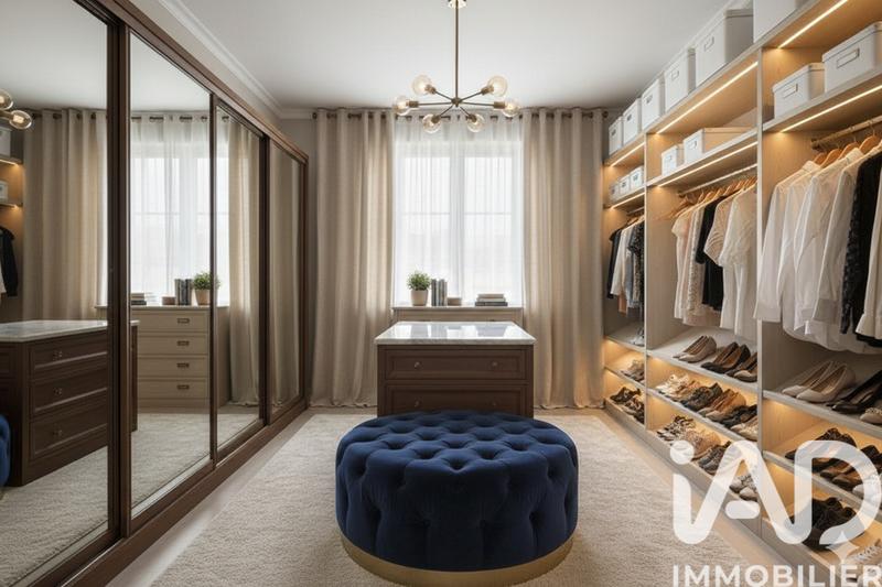 Maison - 150 m² - 8 pièces